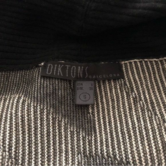 ⭐️ DIKTONS BARCELONA SPAIN ⭐️ Cocoon Knit Cardigan - Picture 4 of 5